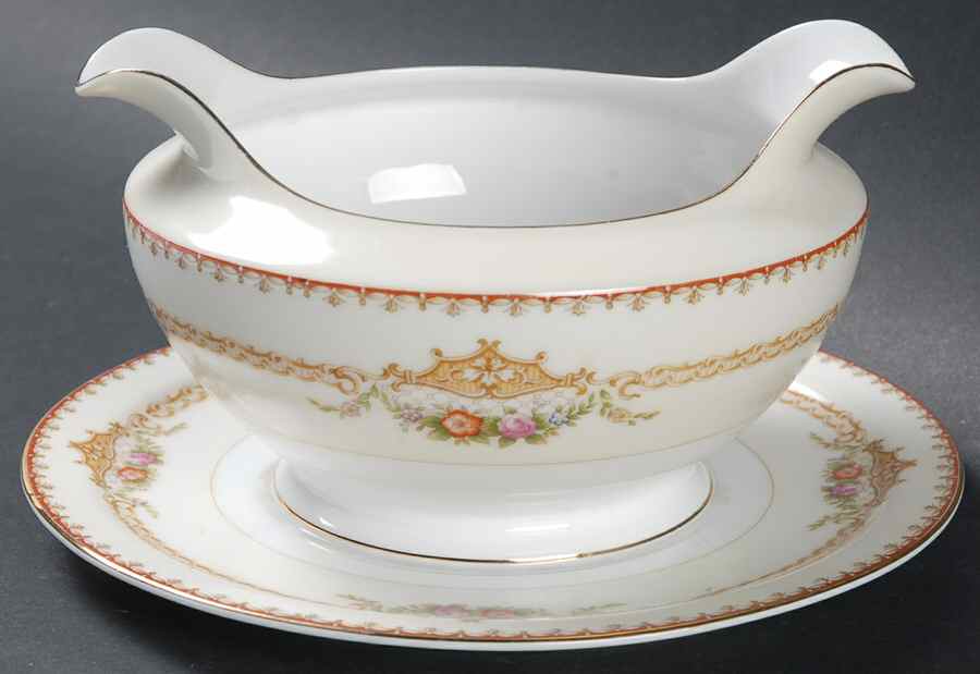 Leonore Gravy Boat with Attached Underplate by Meito-1