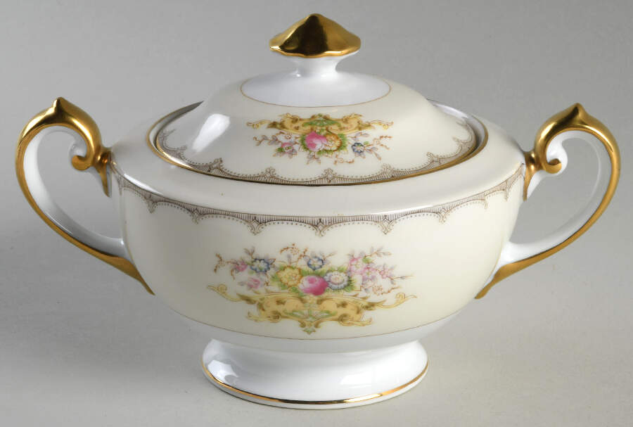 Linden Sugar Bowl & Lid by Meito-1