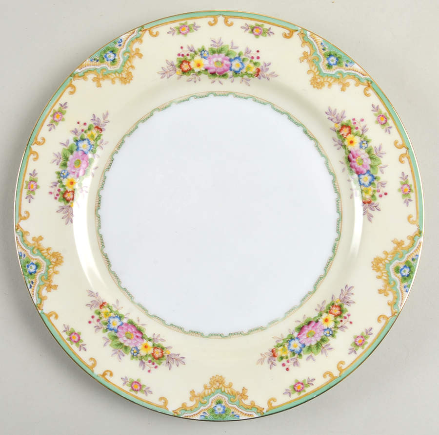Lisbon Dinner Plate by Meito-1
