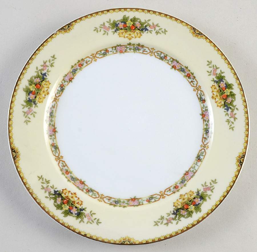 The Malta Luncheon Plate by Meito-1