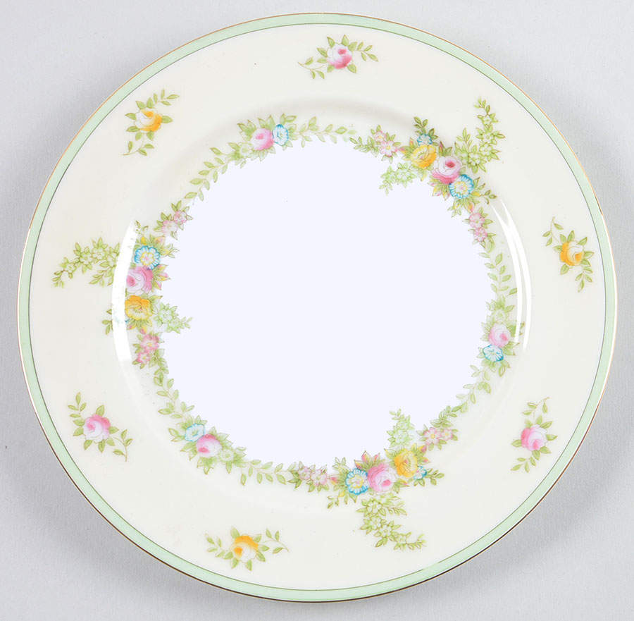 Malta (Green on Cream) Salad Plate by Meito-1