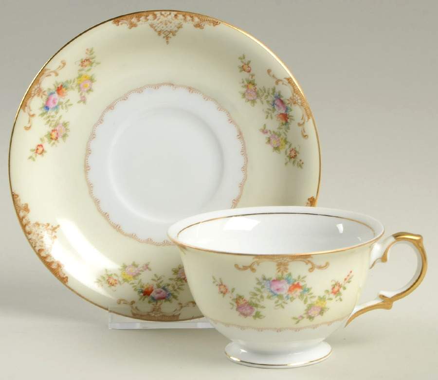 Marie Footed Cup & Saucer Set by Meito-1