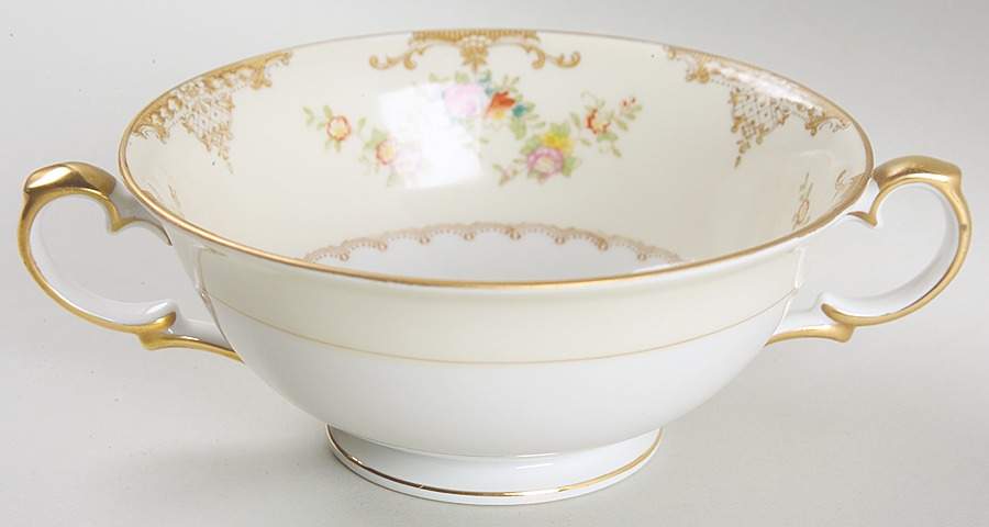 Marie Footed Cream Soup Bowl by Meito-1