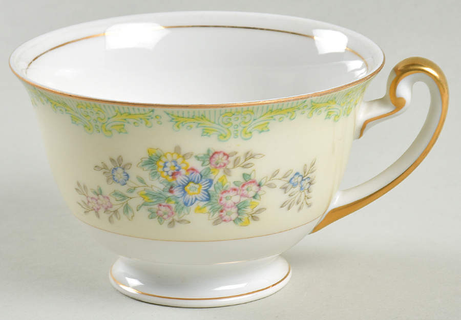Marie  Footed Cup by Meito-1