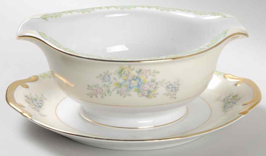 Marie  Gravy Boat with Attached Underplate by Meito-1
