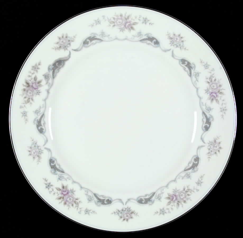Meadowbrook Dinner Plate by Meito-1