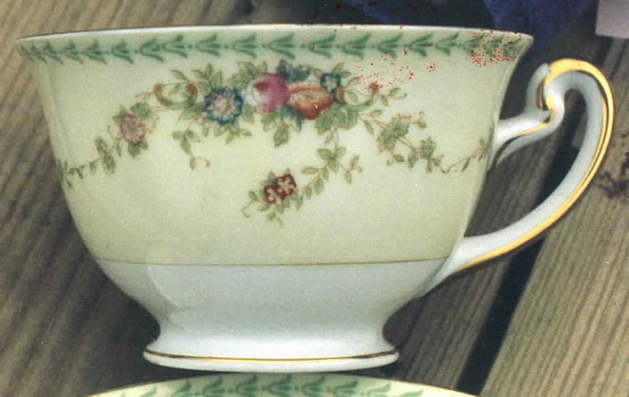 MEI103 Footed Cup by Meito-1