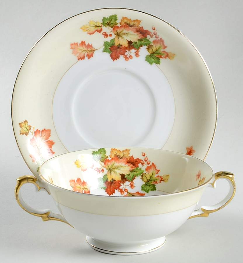 MEI117 (F & B JAPAN) Footed Cream Soup Bowl & Saucer Set by Meito-1