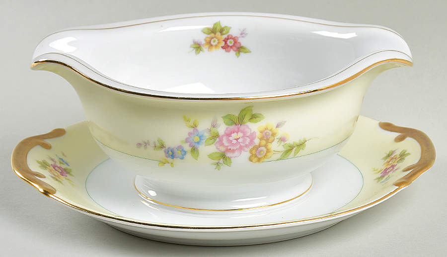 MEI120 Gravy Boat with Attached Underplate by Meito-1