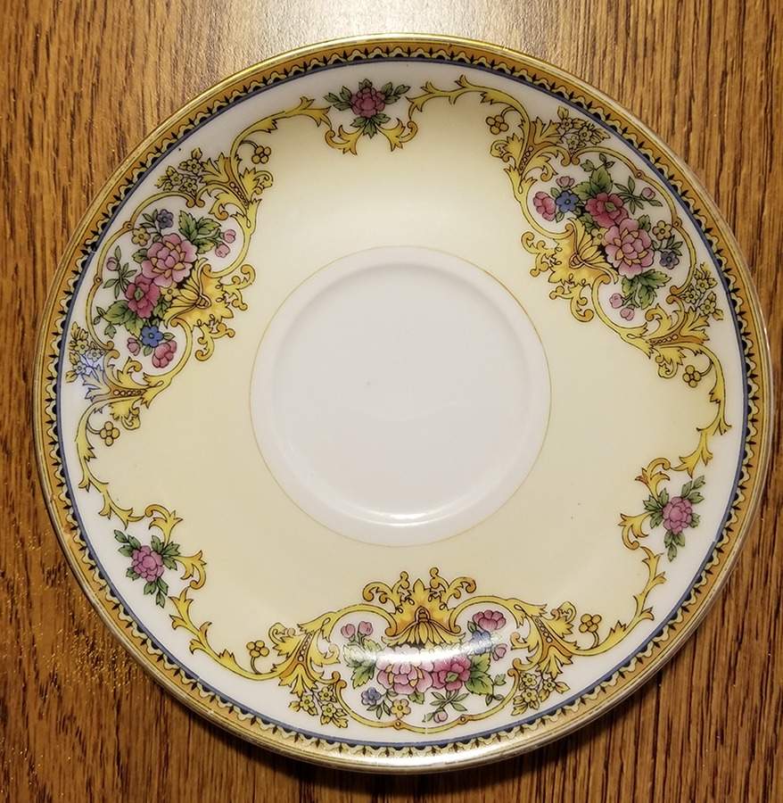 MEI182 Saucer by Meito-1