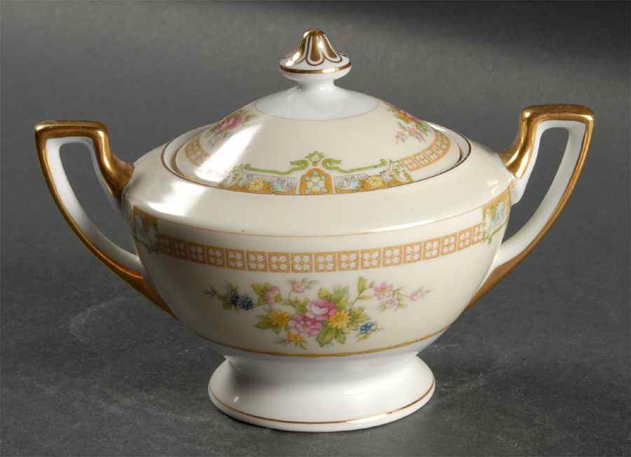 MEI186 Sugar Bowl & Lid by Meito-1
