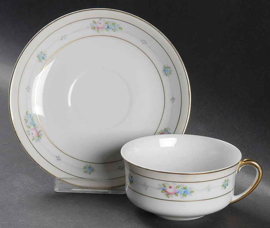 MEI208 Flat Cup & Saucer Set by Meito-1