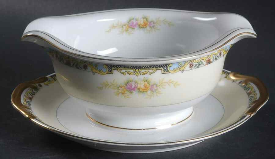 MEI220 Gravy Boat with Attached Underplate by Meito-1