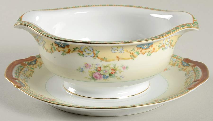 MEI221 Gravy Boat with Attached Underplate by Meito-1