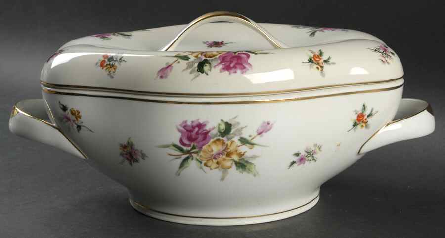 Garden Rose (Norleans Shape) Oval Covered Vegetable by Meito-1