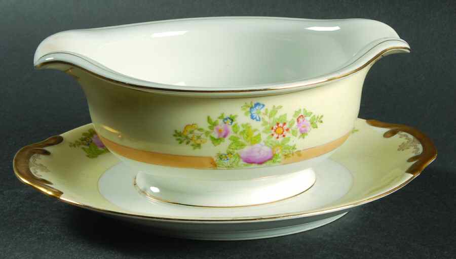 MEI23 Gravy Boat with Attached Underplate by Meito-1