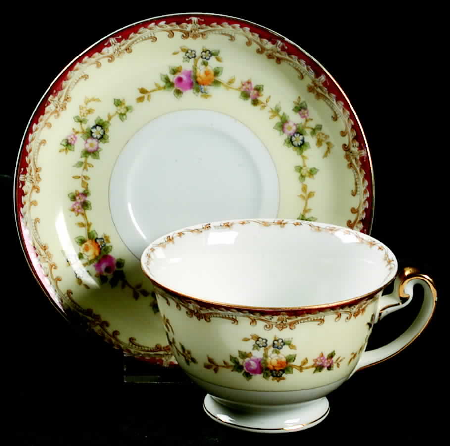 MEI245 Footed Cup & Saucer Set by Meito-1