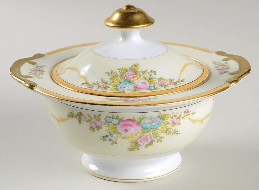 N1065A Sugar Bowl & Lid by Meito-1