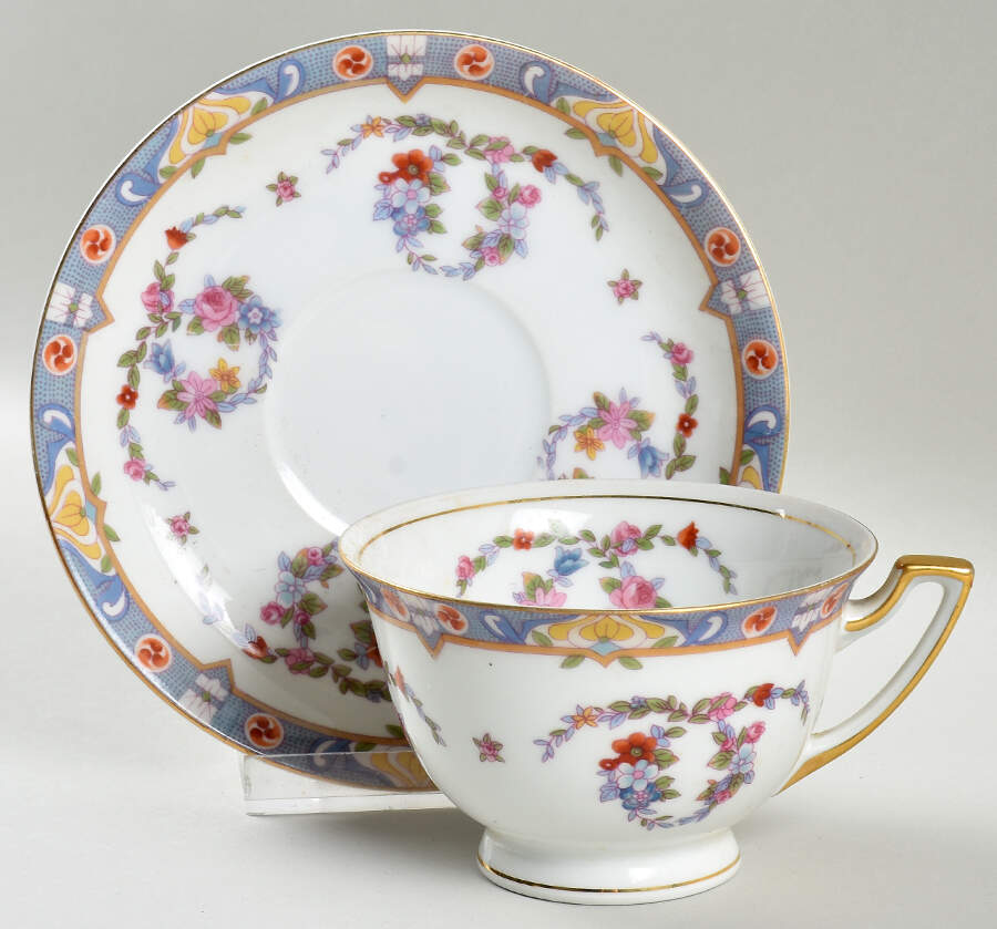 MEI26 Flat Cup & Saucer Set by Meito-1