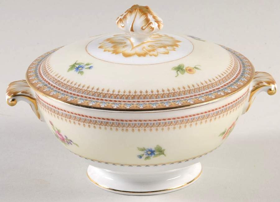 MEI299 Sugar Bowl & Lid by Meito-1