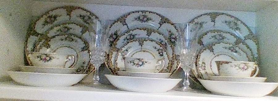 MEI318 Footed Cup & Saucer Set by Meito-1