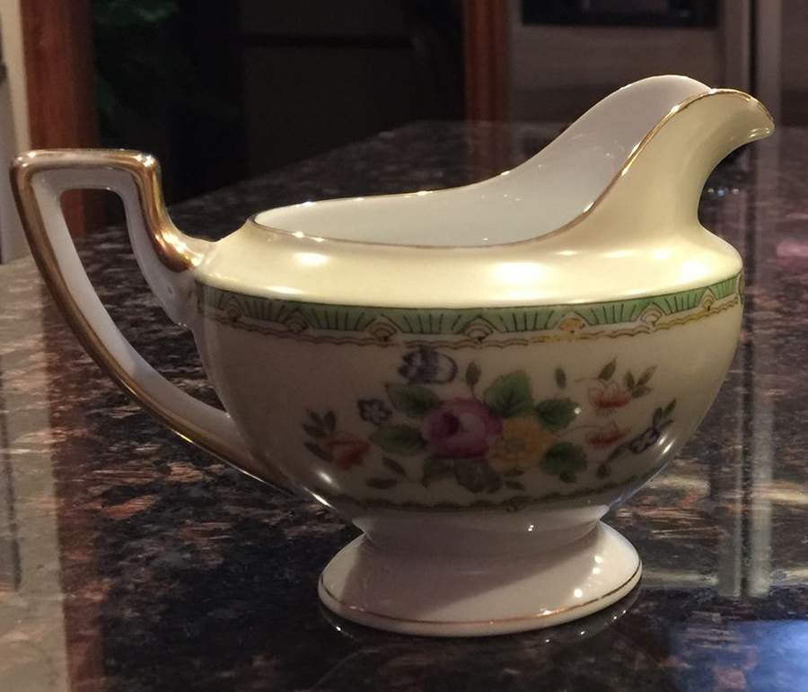 MEI326 Creamer by Meito-1