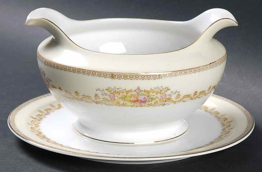 MEI33 Gravy Boat with Attached Underplate by Meito-1