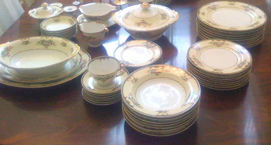 MEI394 Round Covered Vegetable by Meito-1