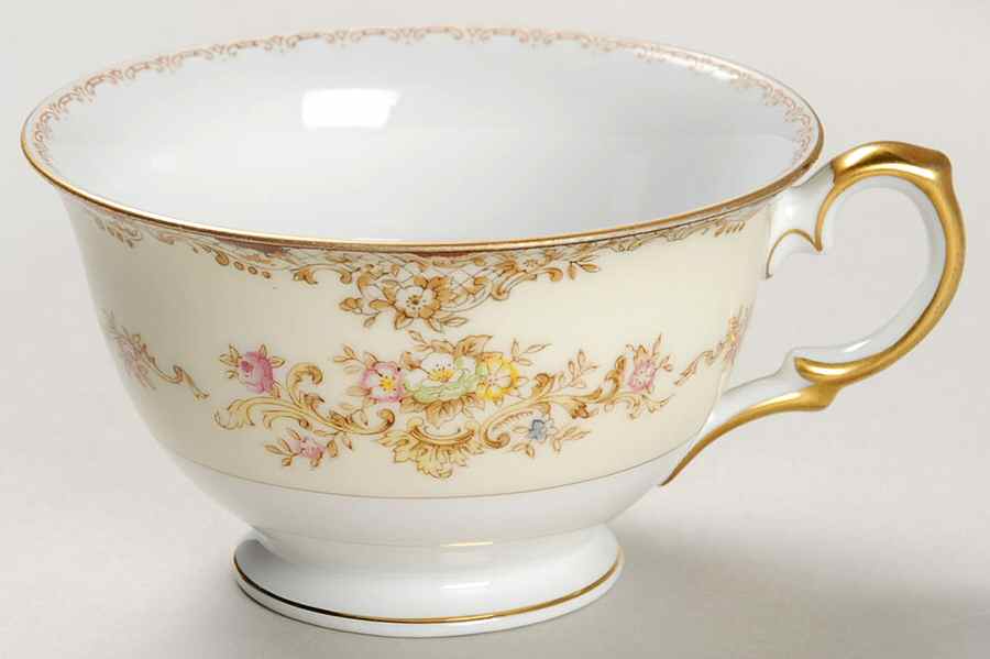 MEI396 Footed Cup by Meito-1