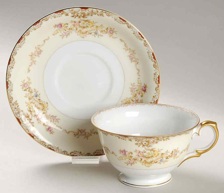 MEI396 Footed Cup & Saucer Set by Meito-1