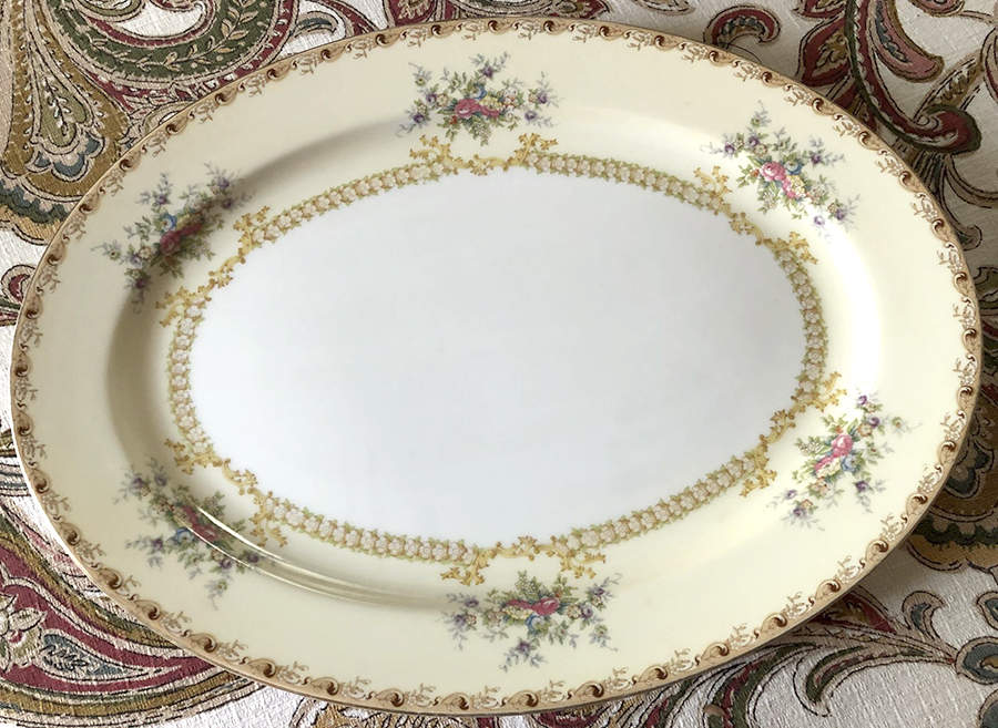 MEI434 16" Oval Serving Platter by Meito-1