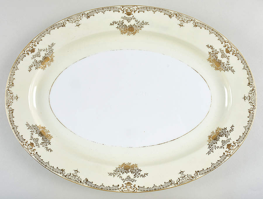 Sonja 16" Oval Serving Platter by Meito-1