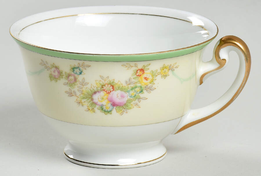 MEI52 Footed Cup by Meito-1
