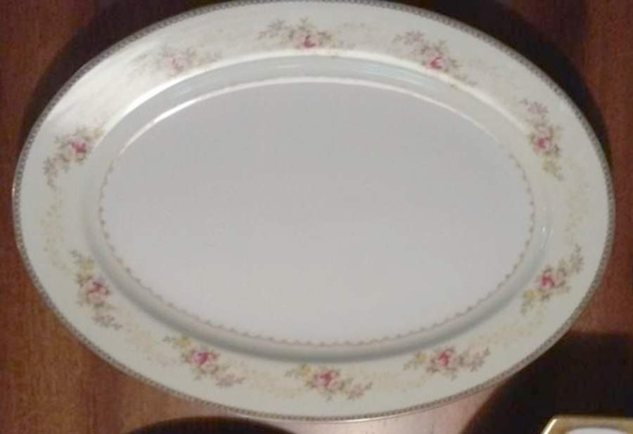 MEI6 14" Oval Serving Platter by Meito-1