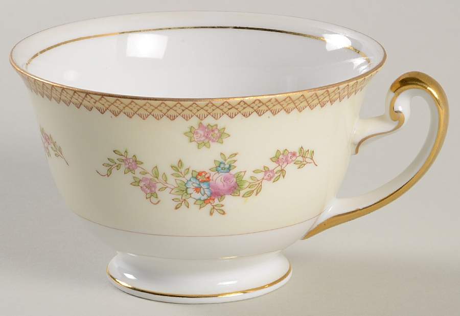 MEI64 Footed Cup by Meito-1