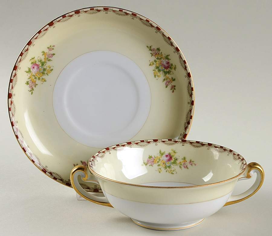 N1613A Footed Cream Soup Bowl & Saucer Set by Meito-1