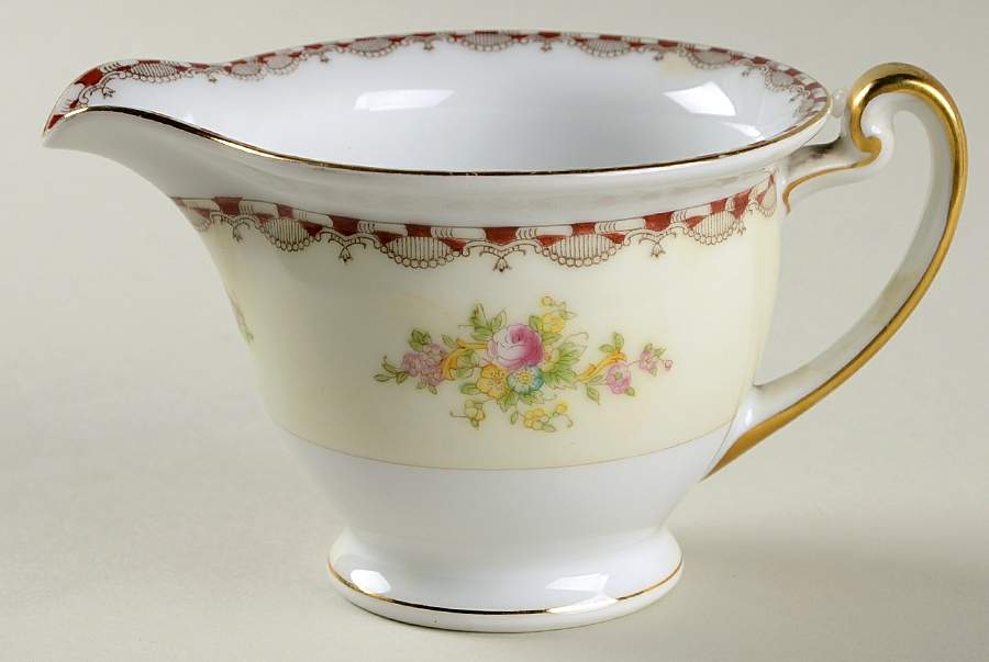 N1613A Creamer by Meito-1