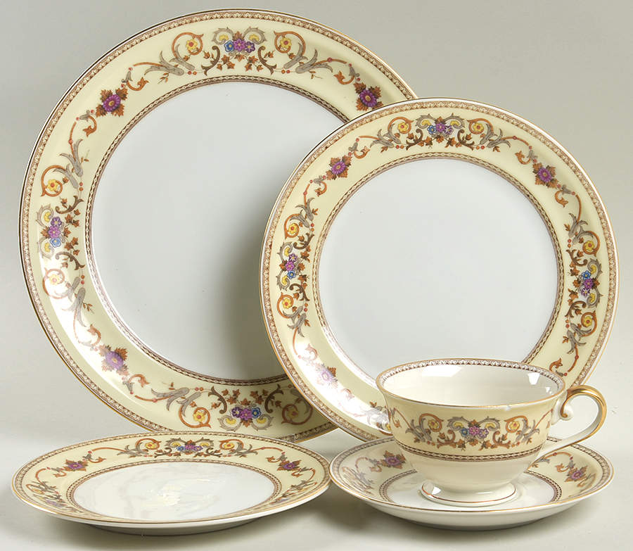 Ceremonial 5 Piece Place Setting by Meito-1