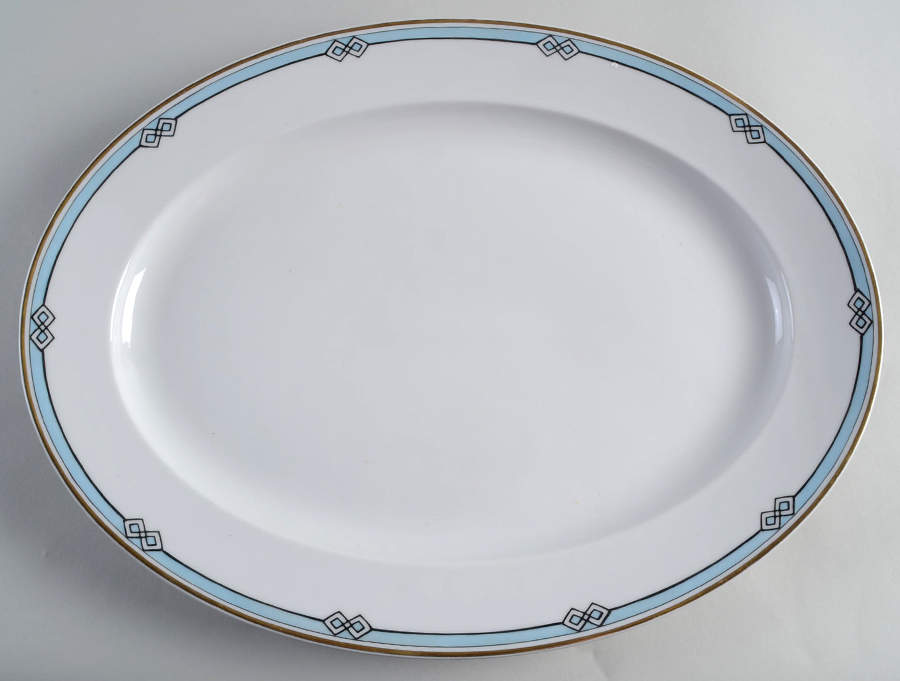 Melbourne 16" Oval Serving Platter by Meito-1