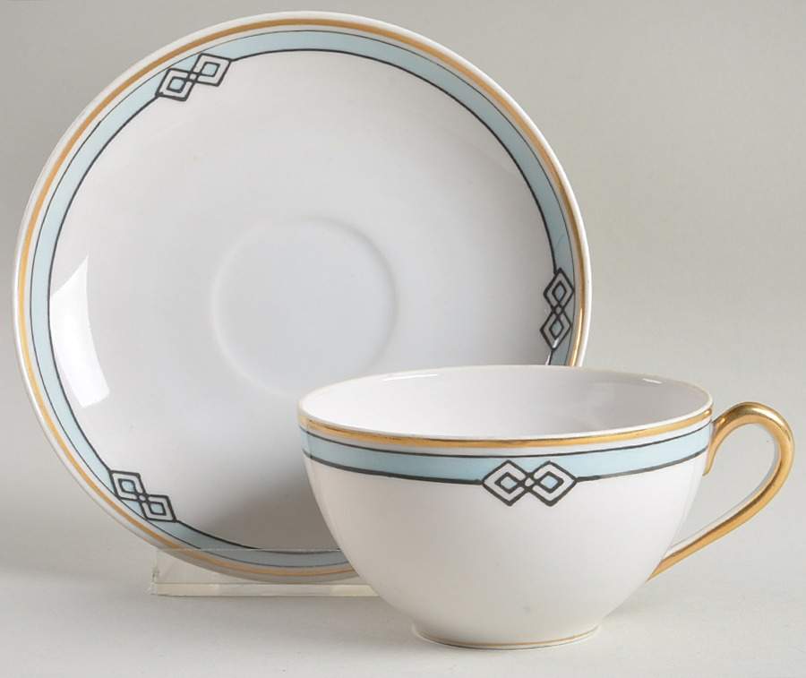 Melbourne Flat Cup & Saucer Set by Meito-1