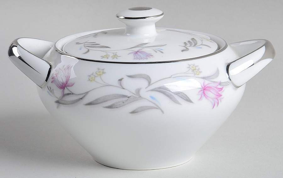 Merino (F & B Japan) Sugar Bowl & Lid by Meito-1