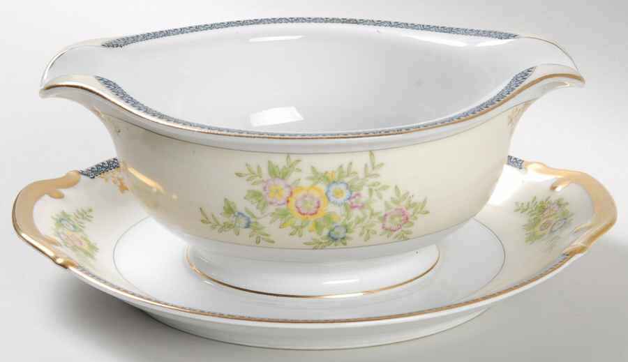 Montrose Round Gravy Boat/Attached Underplate by Meito-1