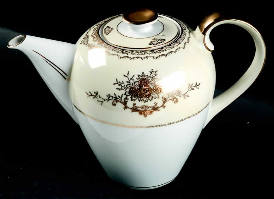 Monterey (Empire) Coffee Pot & Lid by Meito-1