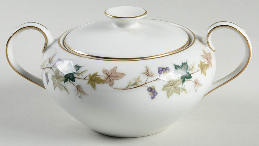 Moselle Sugar Bowl & Lid by Meito-1