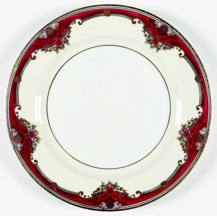 Muriel (Red Border) Dinner Plate by Meito-1