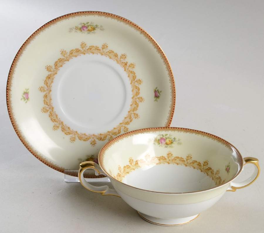 Nassau Footed Cream Soup Bowl & Saucer Set by Meito-1