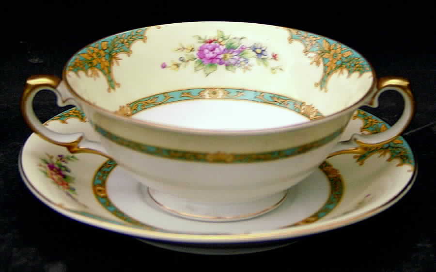 Niles Footed Cream Soup Bowl & Saucer Set by Meito-1