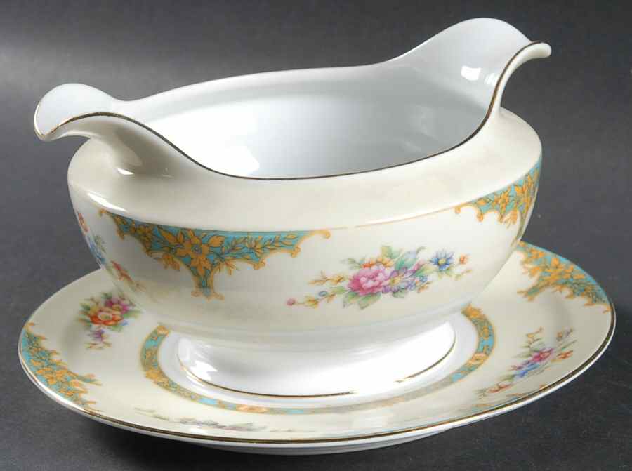 Niles Gravy Boat with Attached Underplate by Meito-1