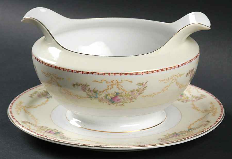 Norman Gravy Boat with Attached Underplate by Meito-1