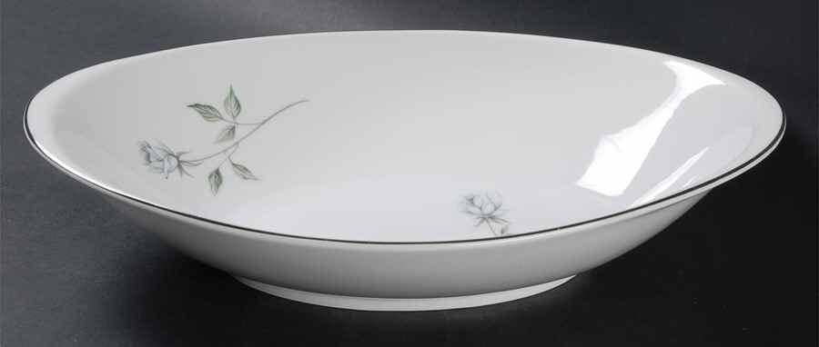 Normandy 11" Oval Vegetable Bowl by Meito-1